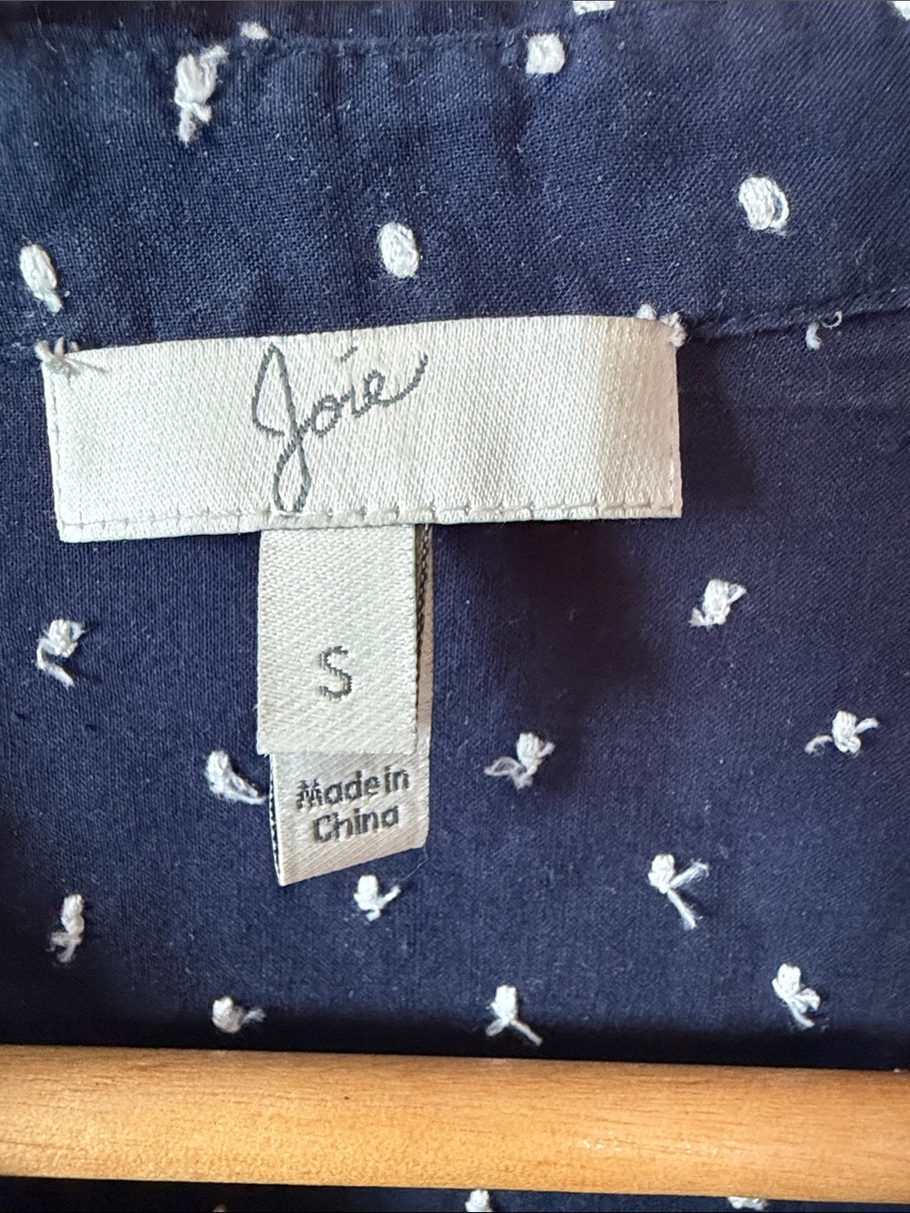 Joie Navy Blue White Polka Dot 100% cotton Blouse Pintuck Detail - Small - Picture 2 of 6